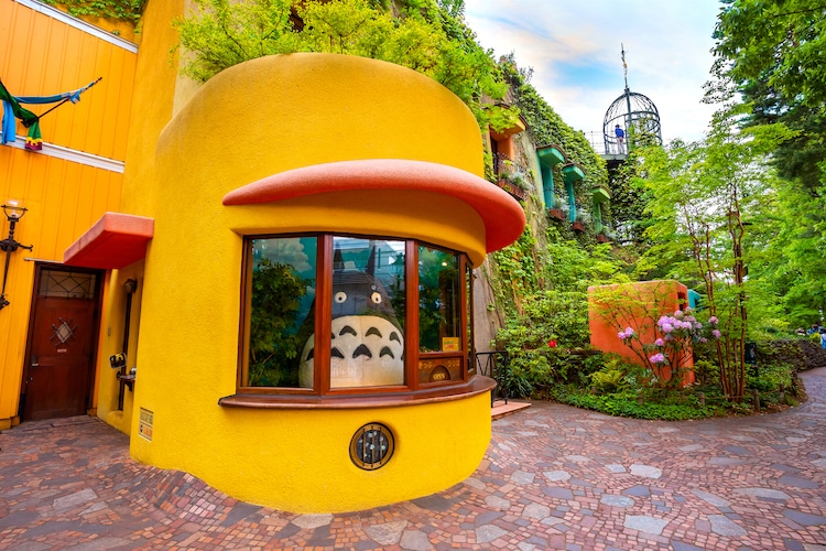 studio ghibli museum totoro 